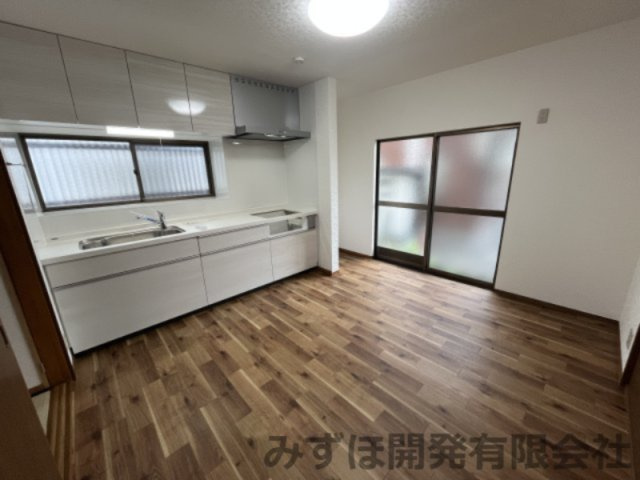 東根市神町南2丁目5-6のキッチン|9/2　撮影