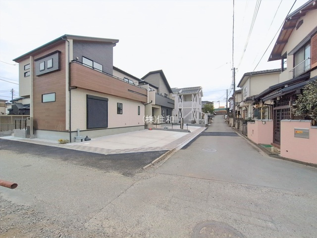 【新築分譲住宅】川越市豊田町2丁目の前面道路含む現地写真