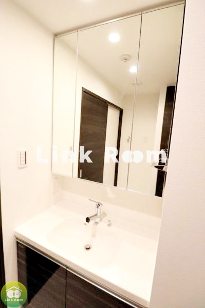 ジェノヴィア本所吾妻橋Ⅱスカイガーデンの洗面所