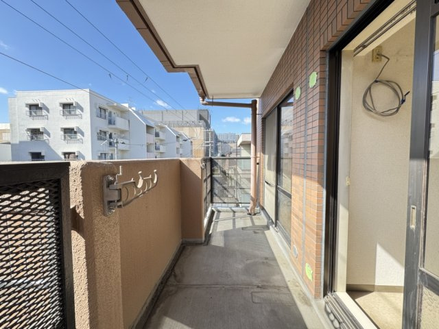 ロイヤル西宮北口のバルコニー