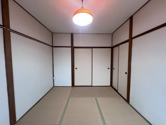 高丸7丁目戸建ての寝室