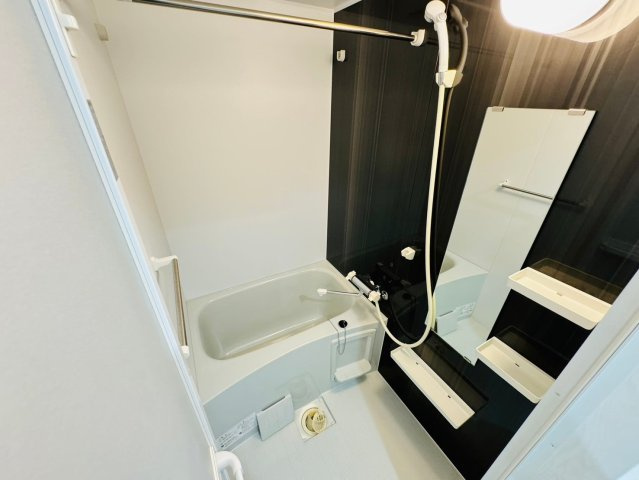 ヴィオラ東町Ⅰの浴室|※別号室写真　現況を優先します