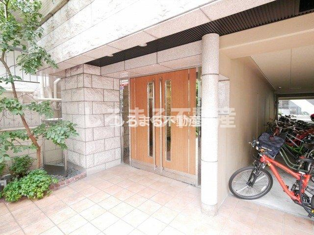 CITY SPIRE心斎橋EASTのエントランス