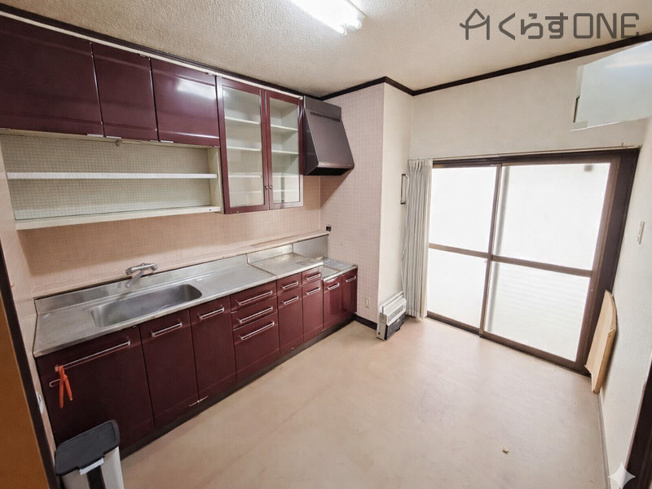 【キッチン】 | たつの市龍野町本町／中古戸建 | 室内の物を減らしたイメージ画像です※現状とは異なります