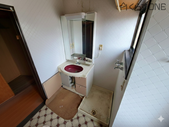 【独立洗面台】 | たつの市龍野町本町／中古戸建 | 室内の物を減らしたイメージ画像です※現状とは異なります