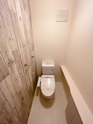 ソシア・ミズノのトイレ