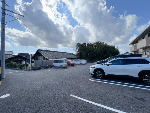 ソシア・ミズノの駐車場