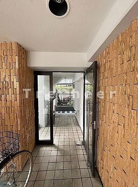 コラム大塚のエントランス