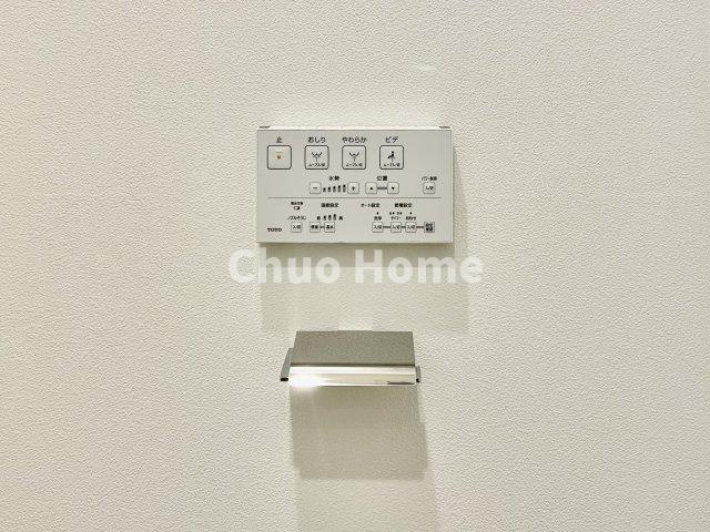 カエサル西尾久の内装|【ウォシュレット】清潔に使いたいお手洗いには最適な設備です。もちろんウォームレットも標準装備です。