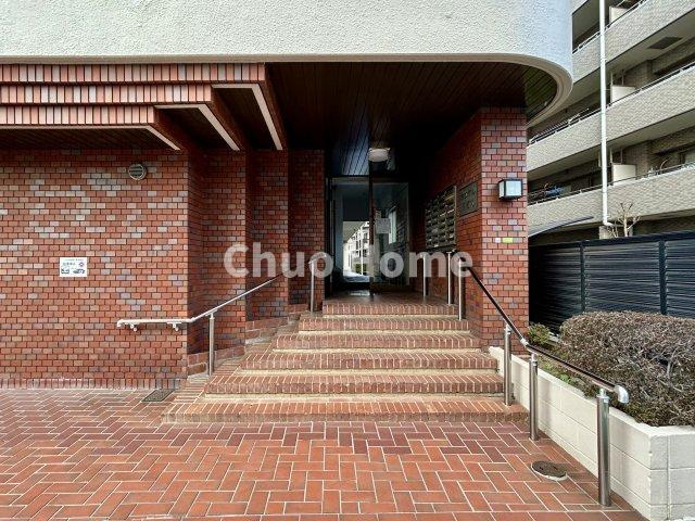 カエサル西尾久のエントランス|【エントランス】マンションのエントランスは、その物件の印象を決める、顔とも言える場所です。毎日通る場所ですからきれいなのが一番です。