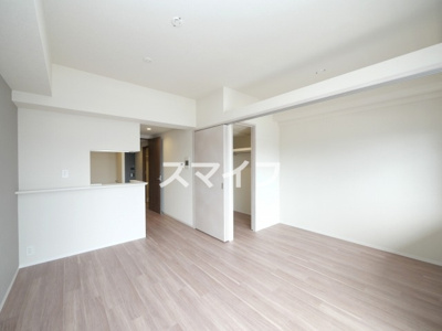 【居間・リビング】 | コンフォリア・リヴ新大阪西宮原ソルテラス