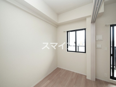 【洋室】 | コンフォリア・リヴ新大阪西宮原ソルテラス