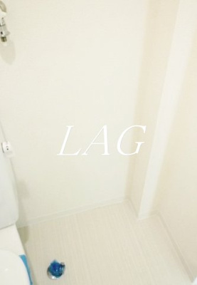 【設備】 | ＥＳビル | 室内洗濯機置き場です。