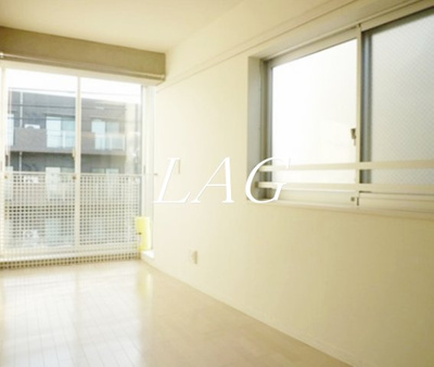 【居間・リビング】 | ＥＳビル | 洋室のお部屋です。