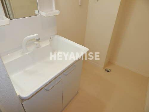 マルヨシコート大村の洗面所