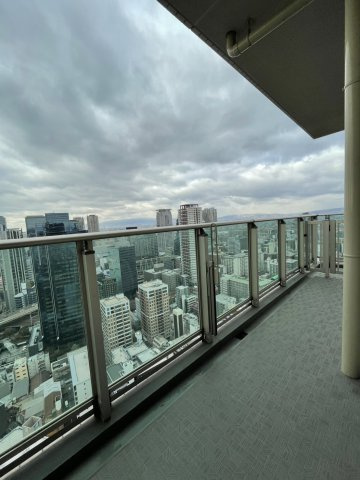 ローレルタワー梅田の画像