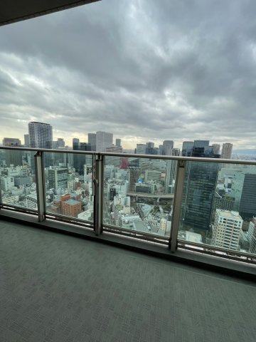 ローレルタワー梅田の画像
