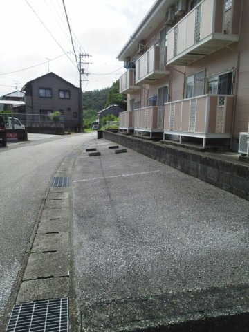 めぞん桂の駐車場|駐車場