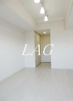 【居間・リビング】 | ＭＡＸＩＶ西日暮里アレグリアコート | 洋室のお部屋です。