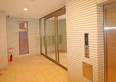 【ロビー】 | リベア東神田 | 落ち着いたロビーです