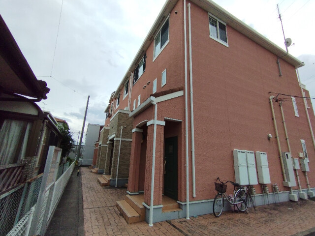 ルーチェ・デル・ソーレの外観