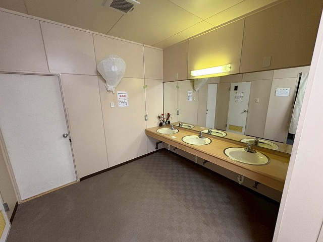 【その他共用部分】 | エバーライフ武蔵野 | 1階にある大浴場の洗面