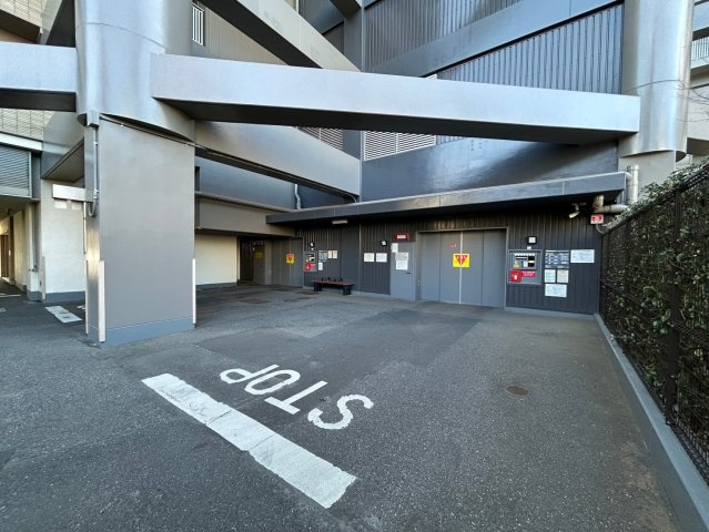 【駐車場】 | プラウドタワー稲毛
