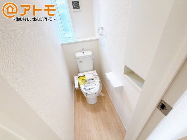 【トイレ】 | 田方郡函南町柏谷　新築一戸建て　3号棟 | ２つトイレがあるので朝も混みあわずに使うことができます！