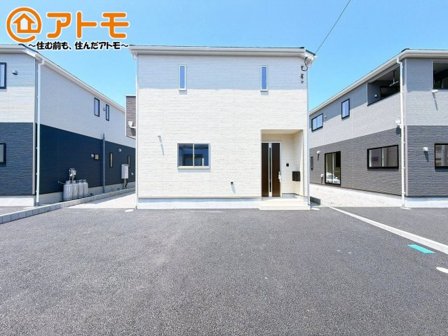 【駐車場】 | 田方郡函南町柏谷　新築一戸建て　3号棟 | ゆったりスペースで、駐車も楽ちん♪