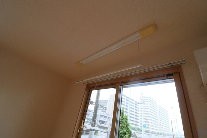 Brezzaの内装|室内物干し