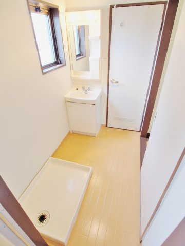 ツボタビルⅡの独立洗面台