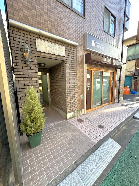 環境良好な街並みです。