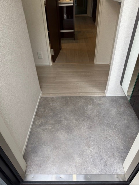 ＣＬＡＩＲＥ　　ＭＵＳＡＳＨＩの玄関