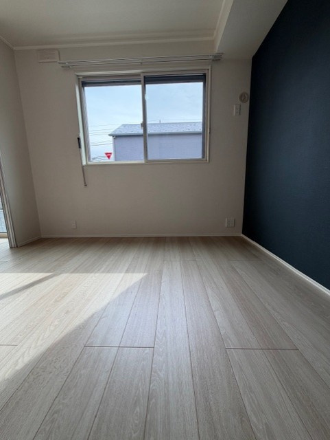 ＣＬＡＩＲＥ　　ＭＵＳＡＳＨＩの洋室