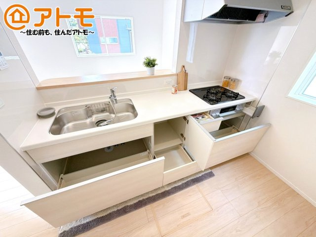 【キッチン】 | 田方郡函南町柏谷　新築一戸建て　4号棟 | 対面タイプならキッチン内にいながらご家族やお客様との会話が楽しめます♪