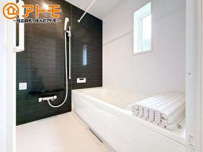 【浴室】 | 田方郡函南町柏谷　新築一戸建て　4号棟 | 広々１坪タイプのゆったり浴室ユニット♪浴室乾燥機付き♪