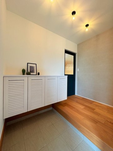 久留米市藤山町　新築戸建の玄関