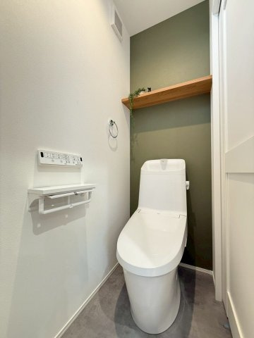 久留米市藤山町　新築戸建のトイレ