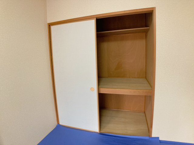 ロイヤルヒルズ山代参番館の収納