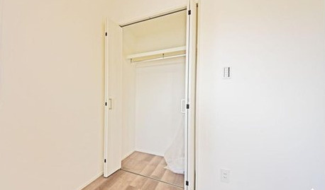 ダイアパレスつづきの丘の収納|背丈もあるクローゼットは、季節毎のスポーツ用品などもしまうこともできますね。