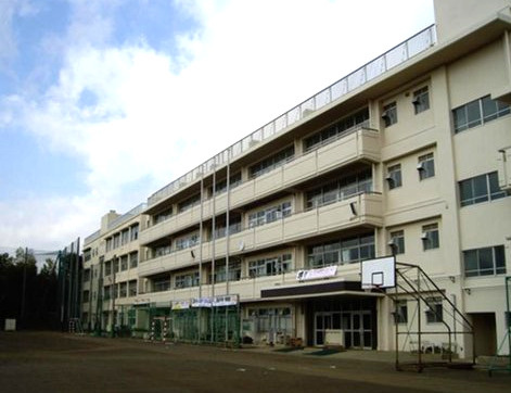 ダイアパレスつづきの丘のその他|横浜市立都田中学校まで（1200m）昨今では珍しい生徒数が多い学校です