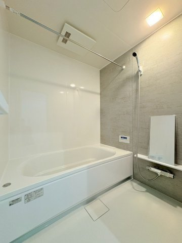 久留米市荒木町白口　新築戸建の浴室