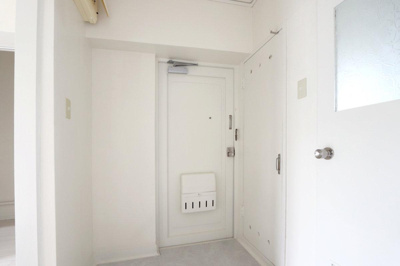 【玄関】 | ビレッジハウス石脇1号棟 | ※写真は同タイプの物件です。