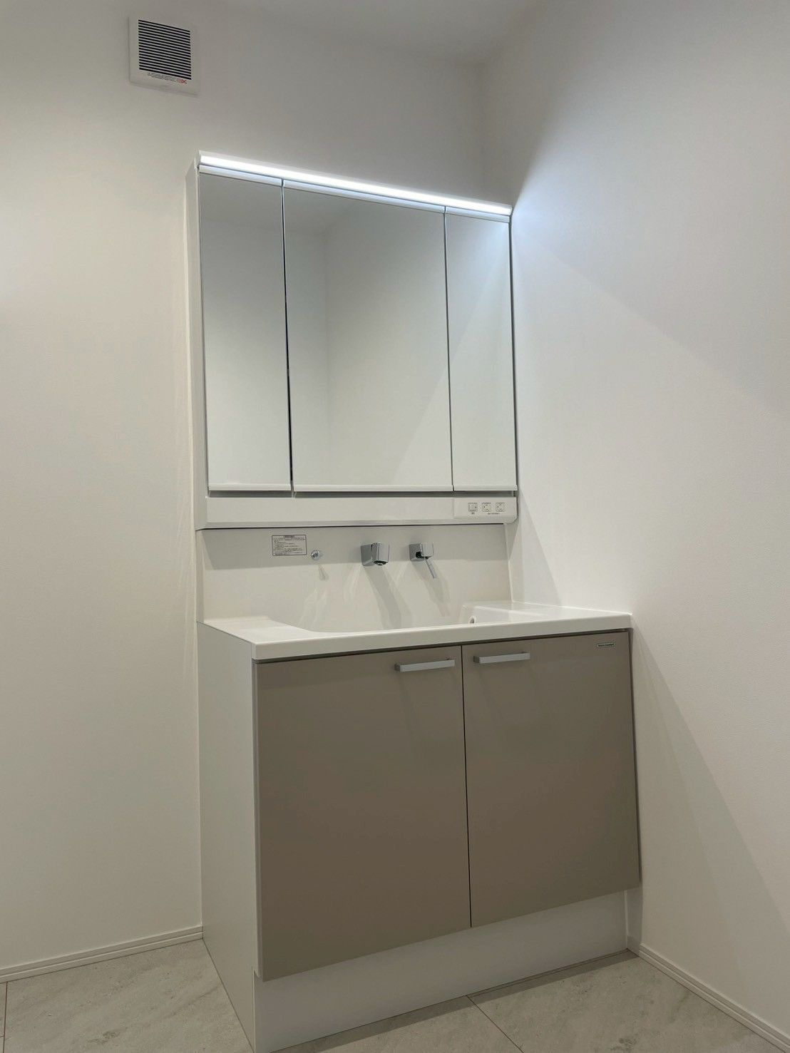 久留米市善導寺町木塚　新築戸建【5号棟】の洗面所