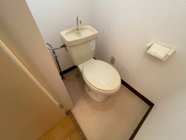 【トイレ】 | ファミールHIRO Ⅽ | 毎日気持ちよく使える、清潔トイレ