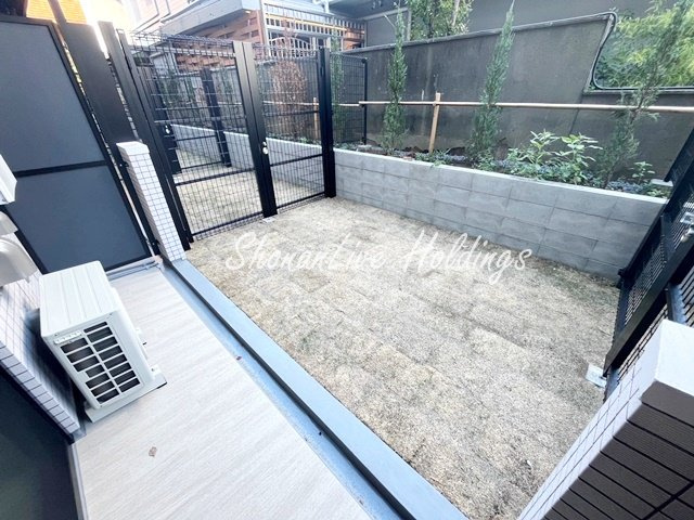 ベルシード野毛山公園のバルコニー