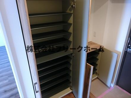 武蔵野市境１丁目の賃貸マンションの玄関