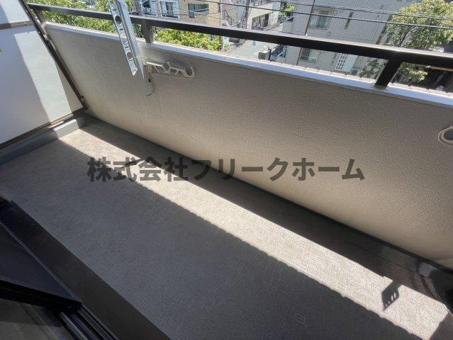武蔵野市境１丁目の賃貸マンションのバルコニー
