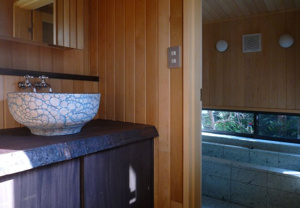 【独立洗面台】 | 陶芸作家の洗面器
2026年2月21日撮影