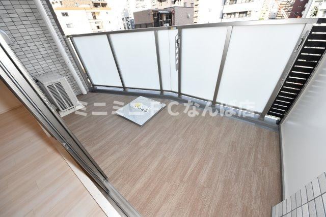 プレジオ松屋町のバルコニー